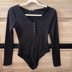 Black Long Sleeve Buttoned Women's Bodysuit